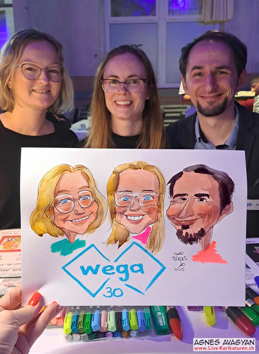 WEGA triple portrait live